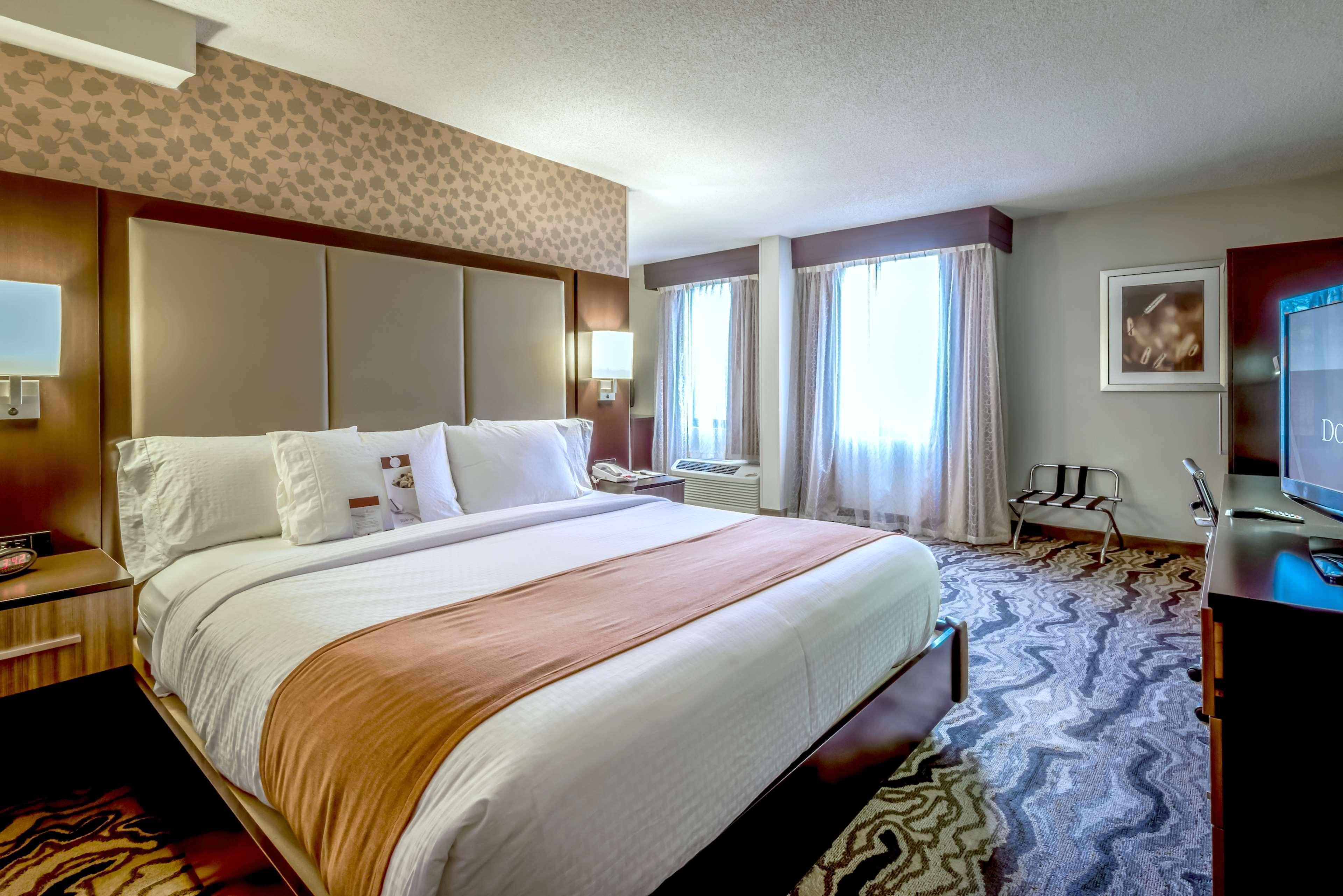 Doubletree By Hilton Montgomery Downtown Ngoại thất bức ảnh