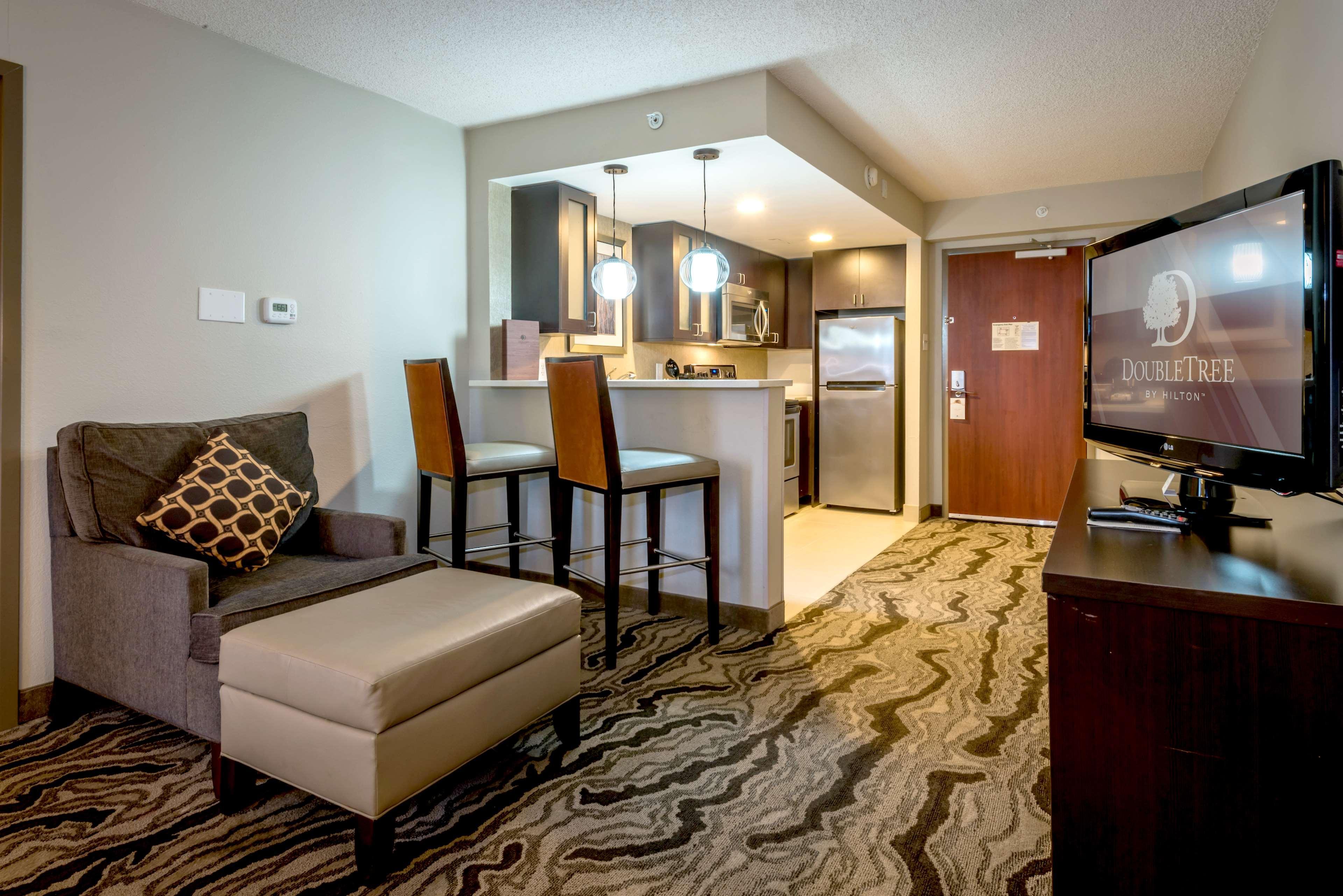 Doubletree By Hilton Montgomery Downtown Ngoại thất bức ảnh