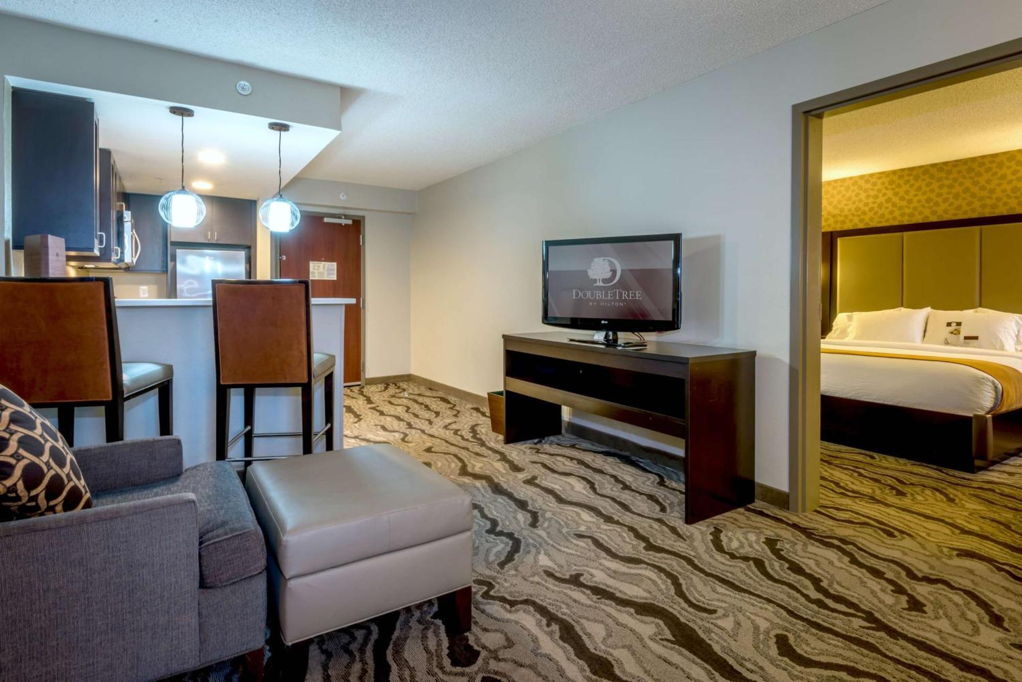 Doubletree By Hilton Montgomery Downtown Ngoại thất bức ảnh