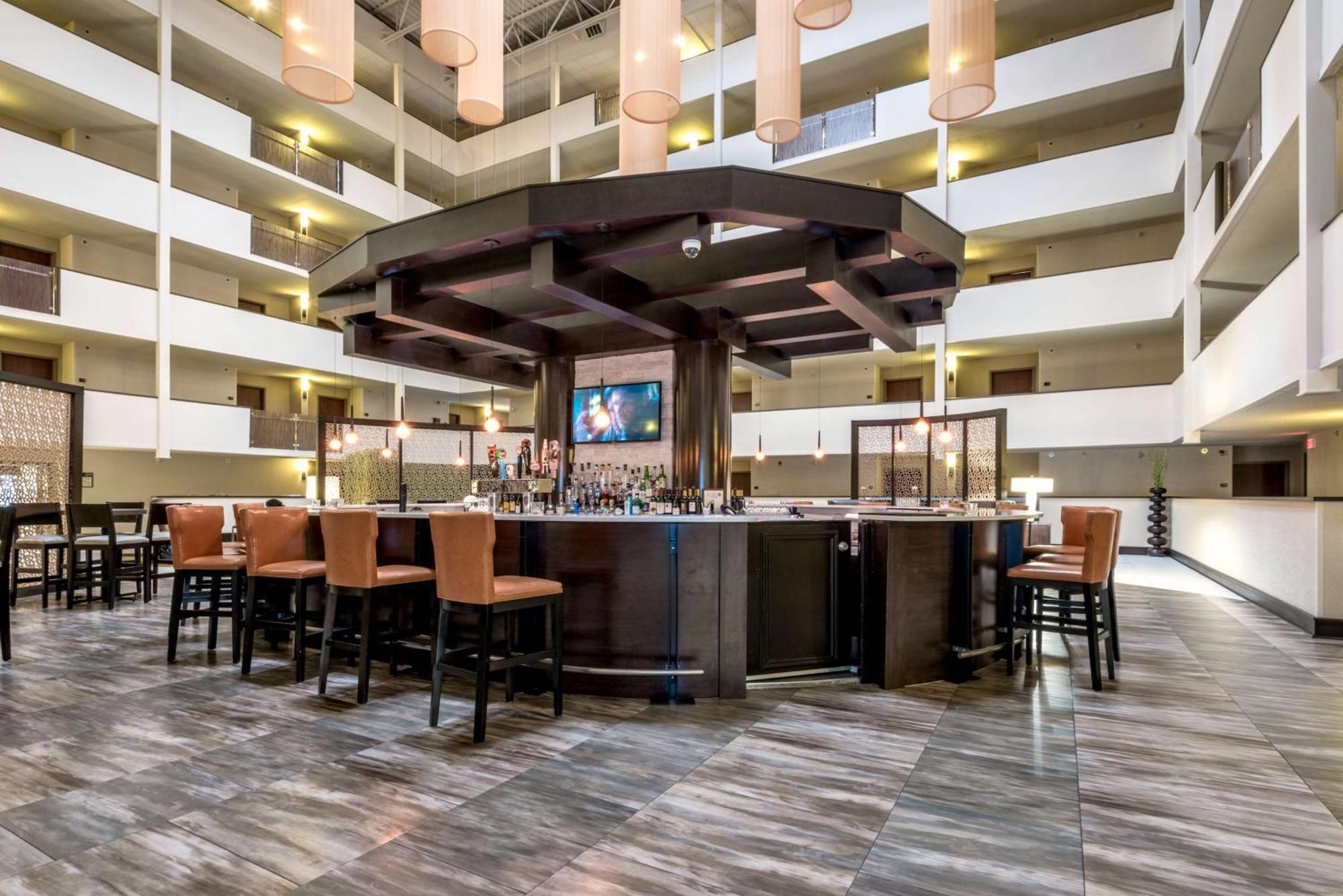 Doubletree By Hilton Montgomery Downtown Ngoại thất bức ảnh