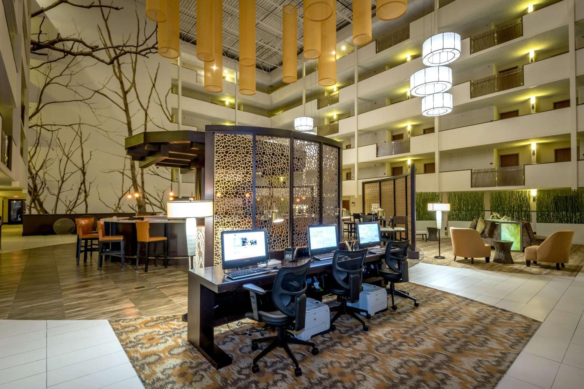 Doubletree By Hilton Montgomery Downtown Ngoại thất bức ảnh