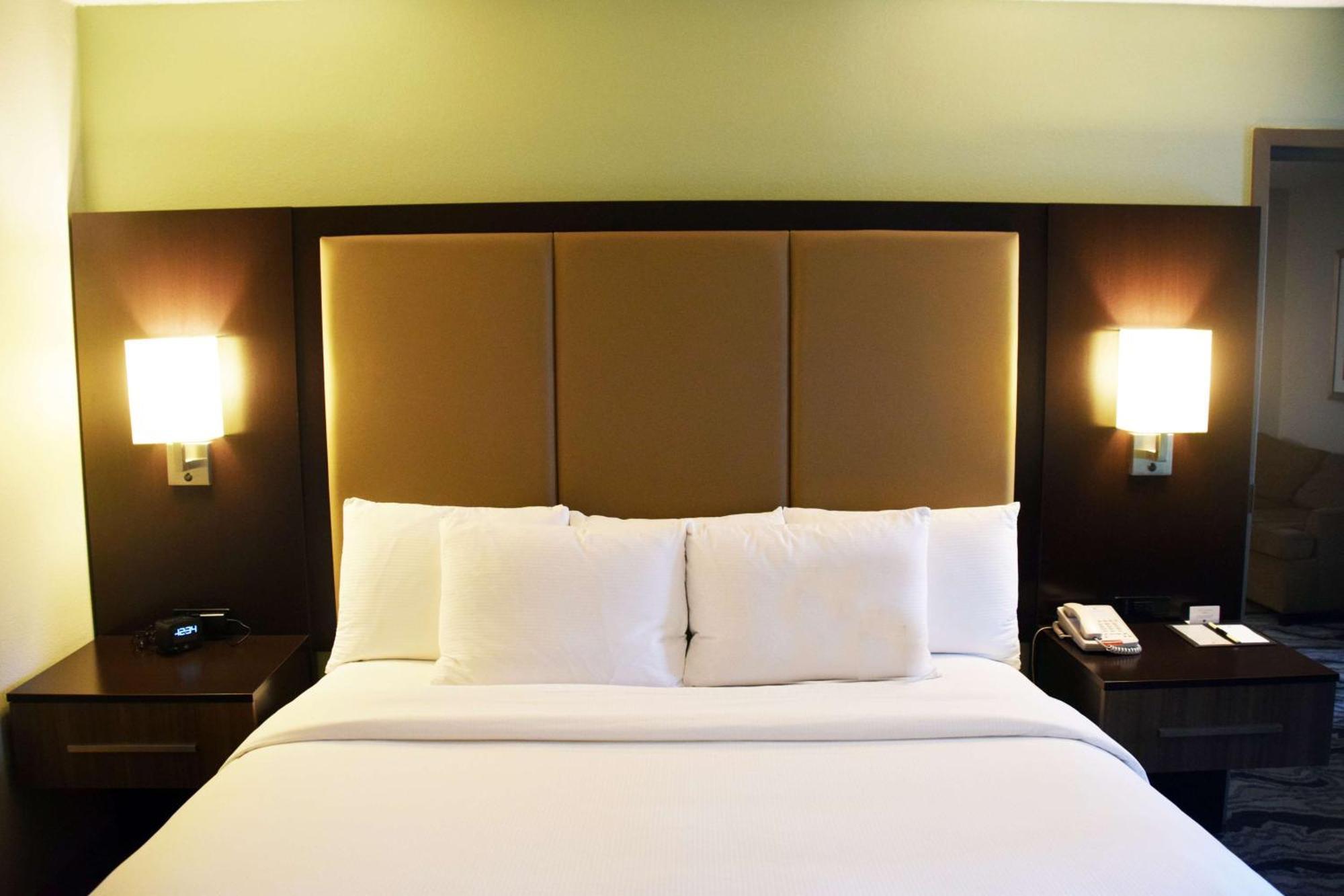 Doubletree By Hilton Montgomery Downtown Ngoại thất bức ảnh