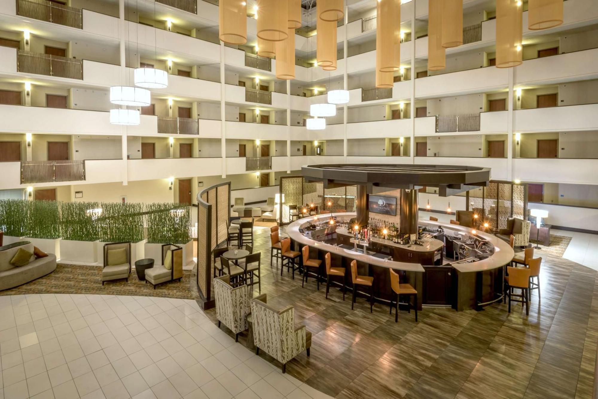 Doubletree By Hilton Montgomery Downtown Ngoại thất bức ảnh