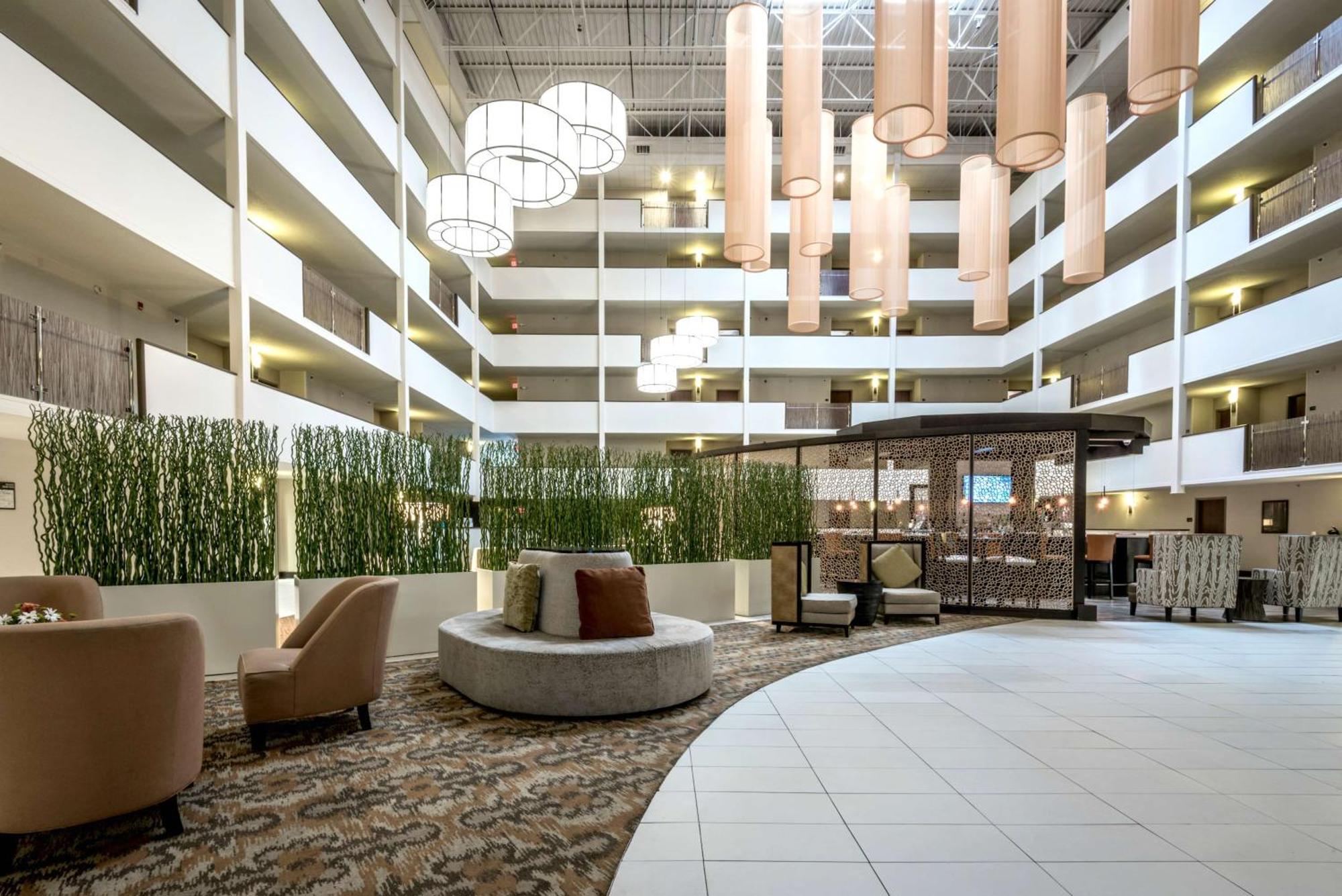 Doubletree By Hilton Montgomery Downtown Ngoại thất bức ảnh
